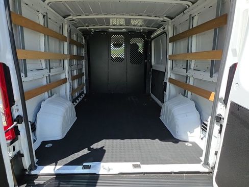 Used 2025 RAM ProMaster 2500 w/ U-Haul Equipment Group image 21
