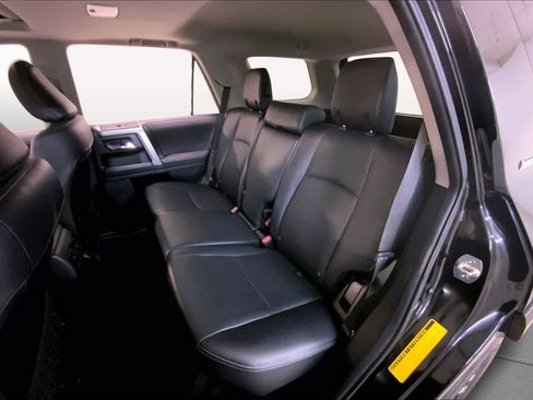 Used 2022 Toyota 4Runner Limited AWD/4WD image 20
