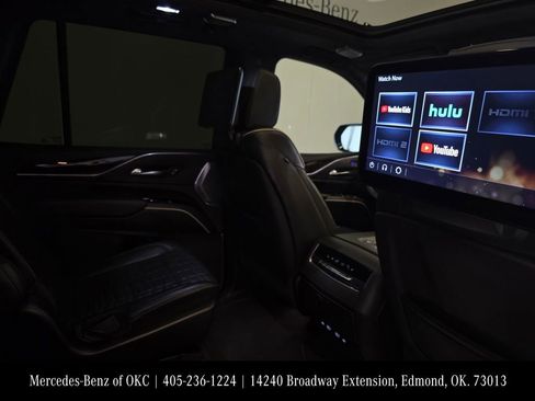 Used 2022 Cadillac Escalade Sport Platinum w/ LPO, ONYX Package AWD/4WD image 15