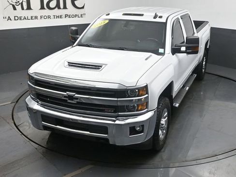 Used 2018 Chevrolet Silverado 3500 LT w/ LT Convenience Package AWD/4WD image 43