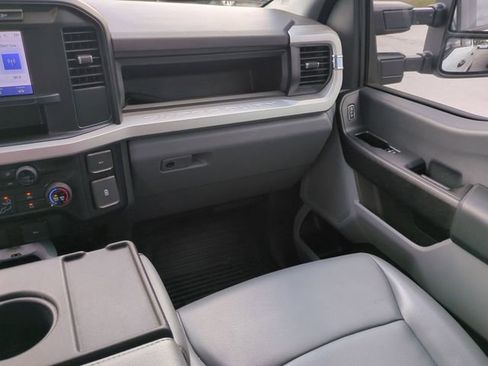 Used 2024 Ford F250 XL w/ XL Off-Road Package image 17