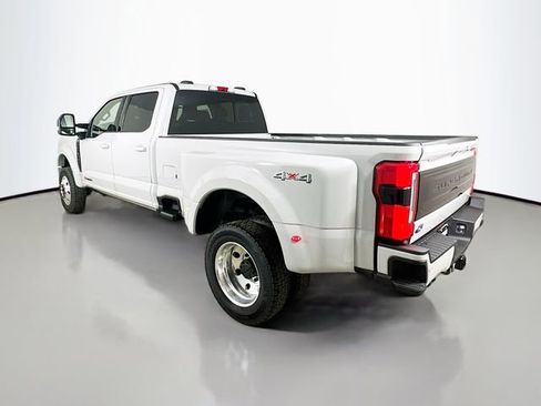 New 2026 Ford F450 Platinum image 5