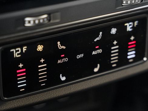 New 2026 Audi SQ8 Prestige image 27