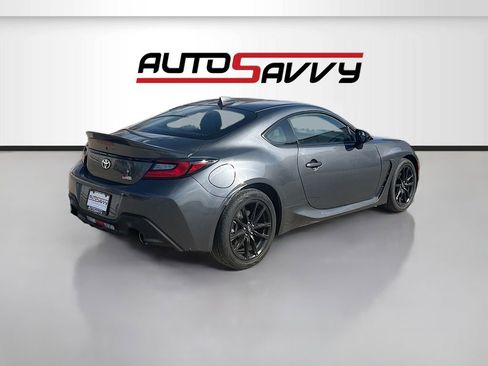 Used 2025 Toyota GR86 Premium w/ ALL Weather Mat Package (TMS) RWD image 7