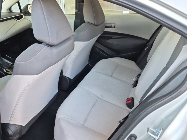 Used 2022 Toyota Corolla LE FWD image 14