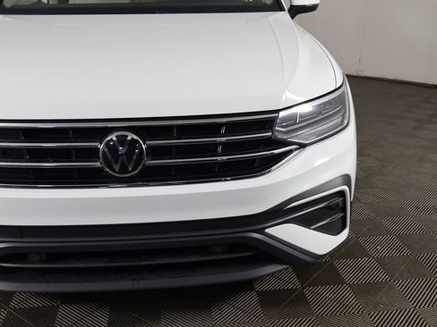 Used 2023 Volkswagen Tiguan S image 12