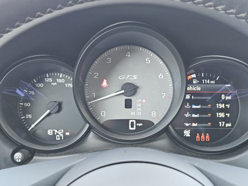 Certified 2024 Porsche Macan GTS image 16