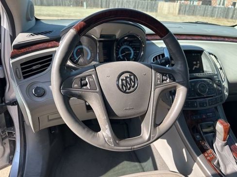 Used 2012 Buick LaCrosse Touring image 8
