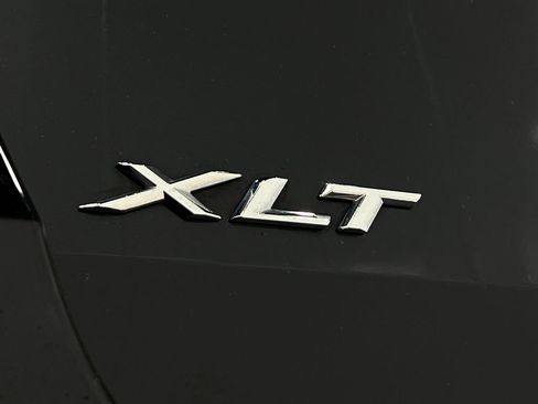 Used 2021 Ford Explorer XLT w/ Equipment Group 202A AWD/4WD image 45