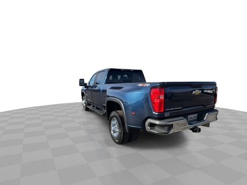 Certified 2022 Chevrolet Silverado 3500 LT w/ Convenience Package image 7