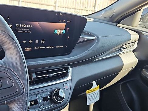 New 2026 Buick Envista Preferred w/ Convenience II Package image 18