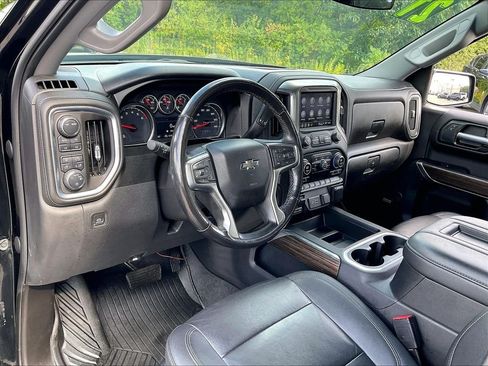 Used 2021 Chevrolet Silverado 1500 LT Trail Boss w/ Convenience Package II AWD/4WD image 8