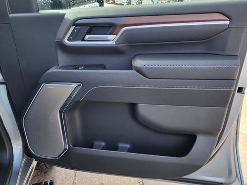 New 2026 GMC Sierra 3500 Denali w/ LPO, Black Badging Package image 39