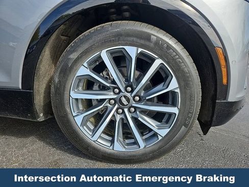 Used 2024 Cadillac Lyriq Sport AWD/4WD image 10