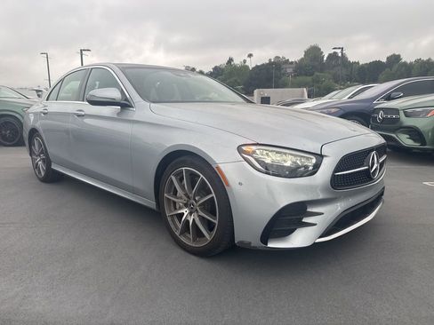 Used 2022 Mercedes-Benz E 350 Sedan image 3