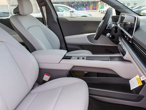 New 2025 Hyundai Ioniq 6 SEL image 17