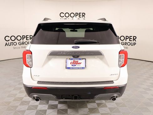 Used 2024 Ford Explorer XLT w/ Equipment Group 202A image 22