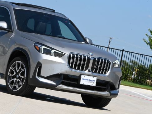 Certified 2025 BMW X1 xDrive28i w/ Premium Package AWD/4WD image 39