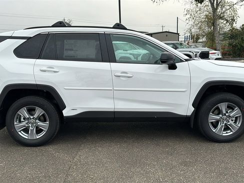 New 2025 Toyota RAV4 LE image 10