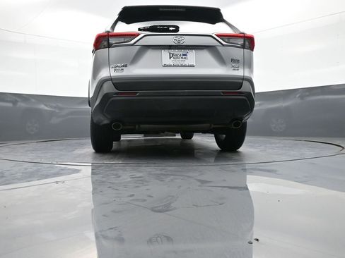 Certified 2021 Toyota RAV4 XLE image 29