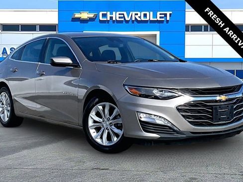 Used 2023 Chevrolet Malibu LT image 1