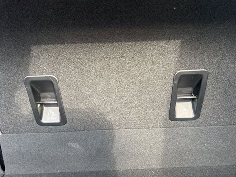 Used 2023 Subaru Forester Premium image 48