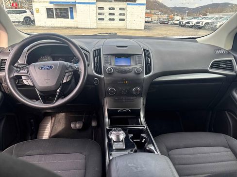 Used 2019 Ford Edge SE w/ SE Fleet Driver's Package image 22