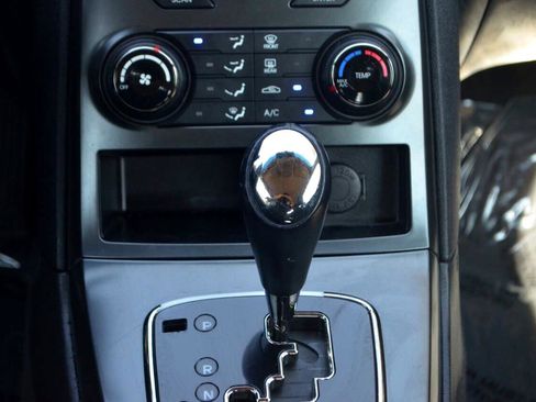 Used 2011 Hyundai Genesis 2.0T image 38