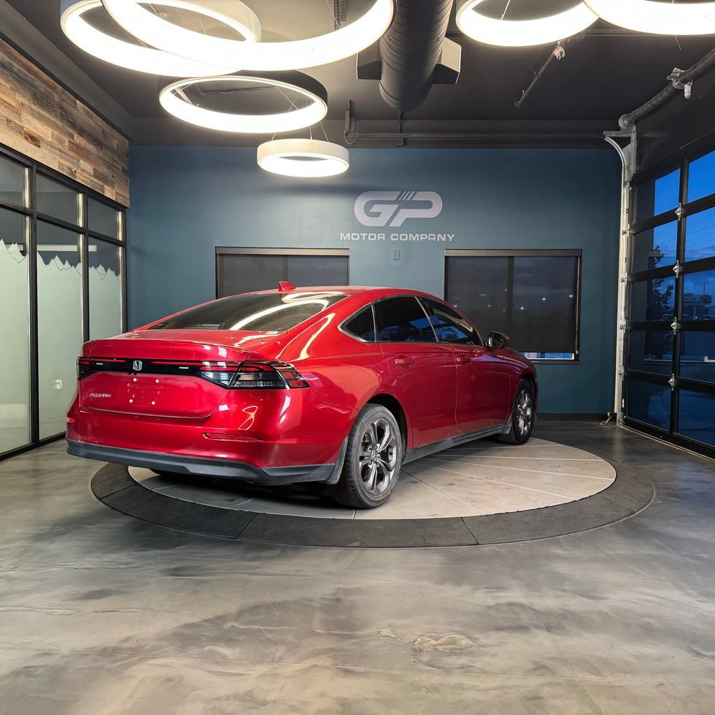 Used 2024 Honda Accord EX image 3