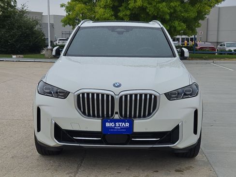 Used 2025 BMW X5 xDrive50e AWD/4WD image 10