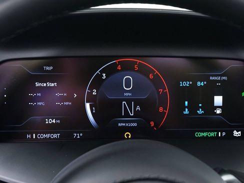 Used 2026 McLaren 750S Spider RWD image 22