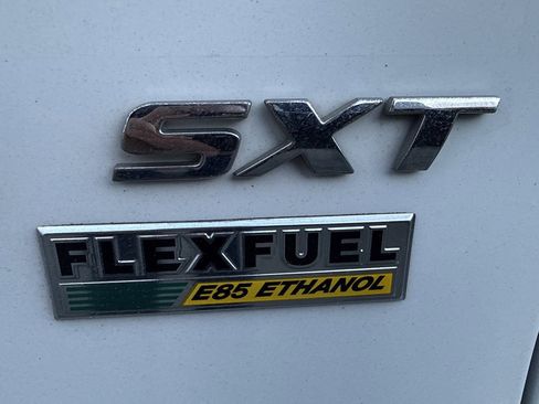 Used 2019 Dodge Grand Caravan SXT image 15