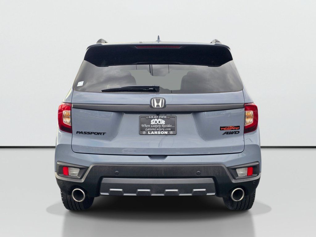 Used 2023 Honda Passport TrailSport image 4