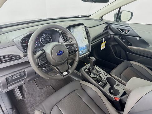 New 2025 Subaru Crosstrek 2.5i Limited image 9