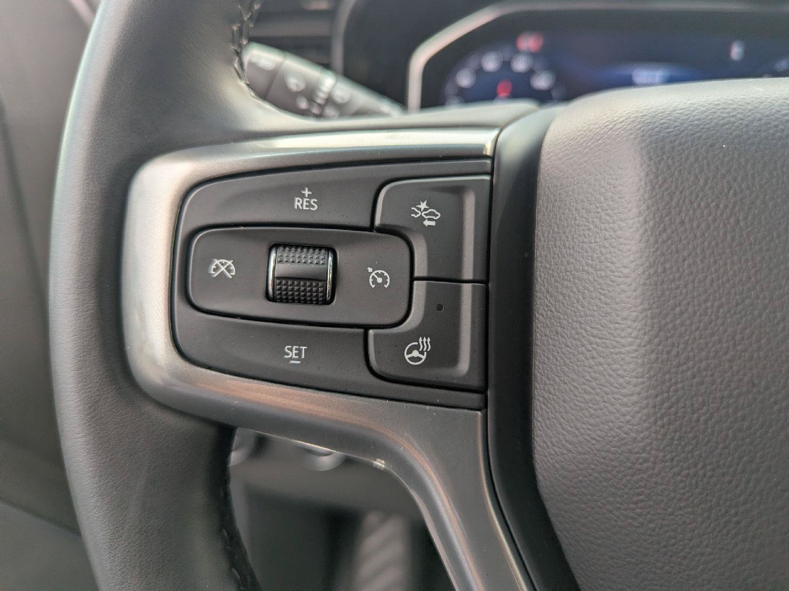 Used 2024 Chevrolet Silverado 1500 LT AWD/4WD image 20