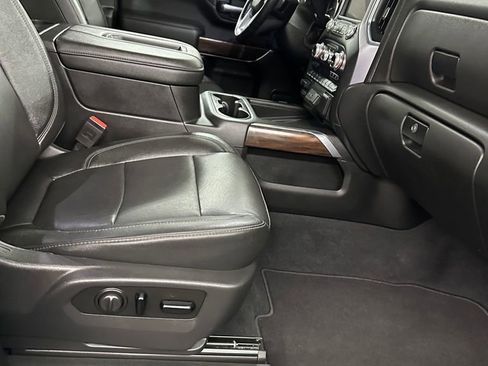 Used 2020 GMC Sierra 2500 SLT w/ SLT Premium Plus Package AWD/4WD image 43