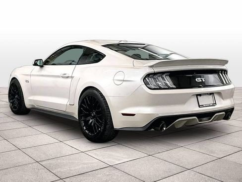 Used 2017 Ford Mustang GT Premium RWD image 10