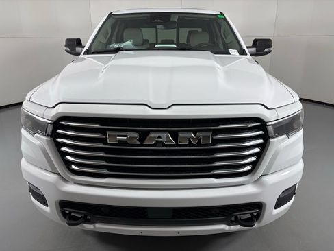 New 2026 RAM 1500 Laramie AWD/4WD image 3
