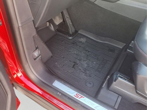 New 2026 Ford Explorer ST-Line w/ ST-Line Street Pack image 21