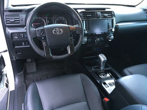 Used 2023 Toyota 4Runner TRD Off-Road Premium w/ Moonroof Package AWD/4WD image 25