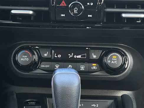 New 2026 Nissan Kicks SV w/ Cold Weather Package FWD image 5