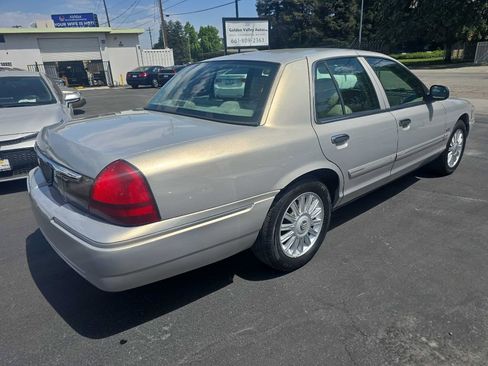 Used 2010 Mercury Grand Marquis LS RWD image 5