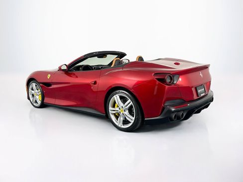 Used 2019 Ferrari Portofino RWD image 8