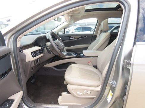 Used 2023 Lincoln Nautilus Reserve AWD/4WD image 24