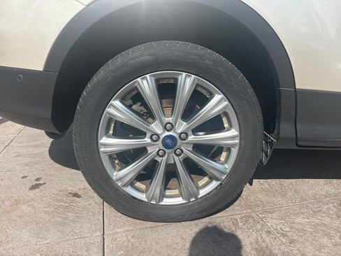 Used 2018 Ford Escape Titanium FWD image 14