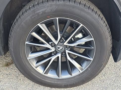 Used 2025 Lexus NX 250 FWD w/ Accessory Package (2T) image 9