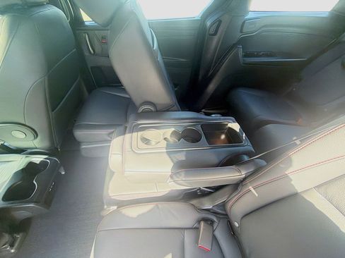 Used 2025 Honda Odyssey Sport-L image 28
