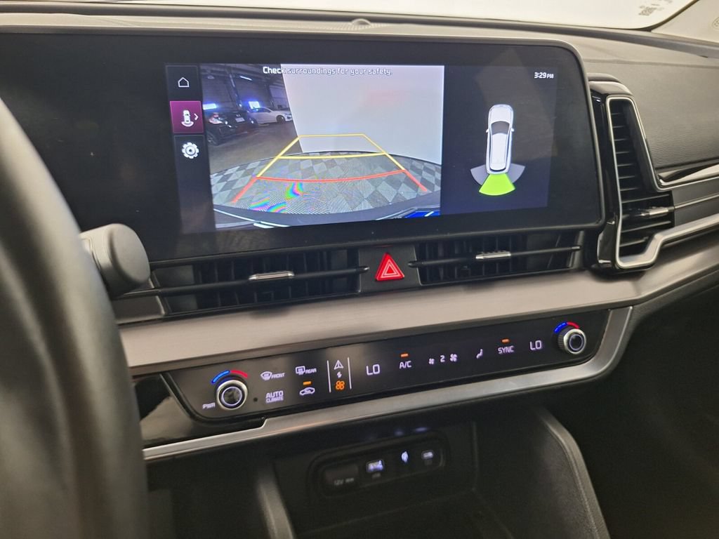 Used 2025 Kia Sportage EX FWD image 21