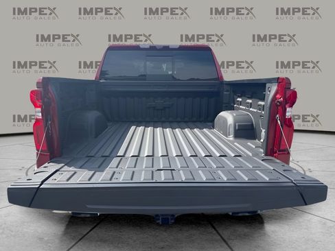 Used 2022 Chevrolet Silverado 1500 LTZ w/ Technology Package AWD/4WD image 21