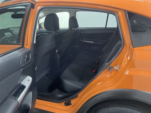 Used 2015 Subaru Crosstrek 2.0i Premium w/ Moonroof Package image 13